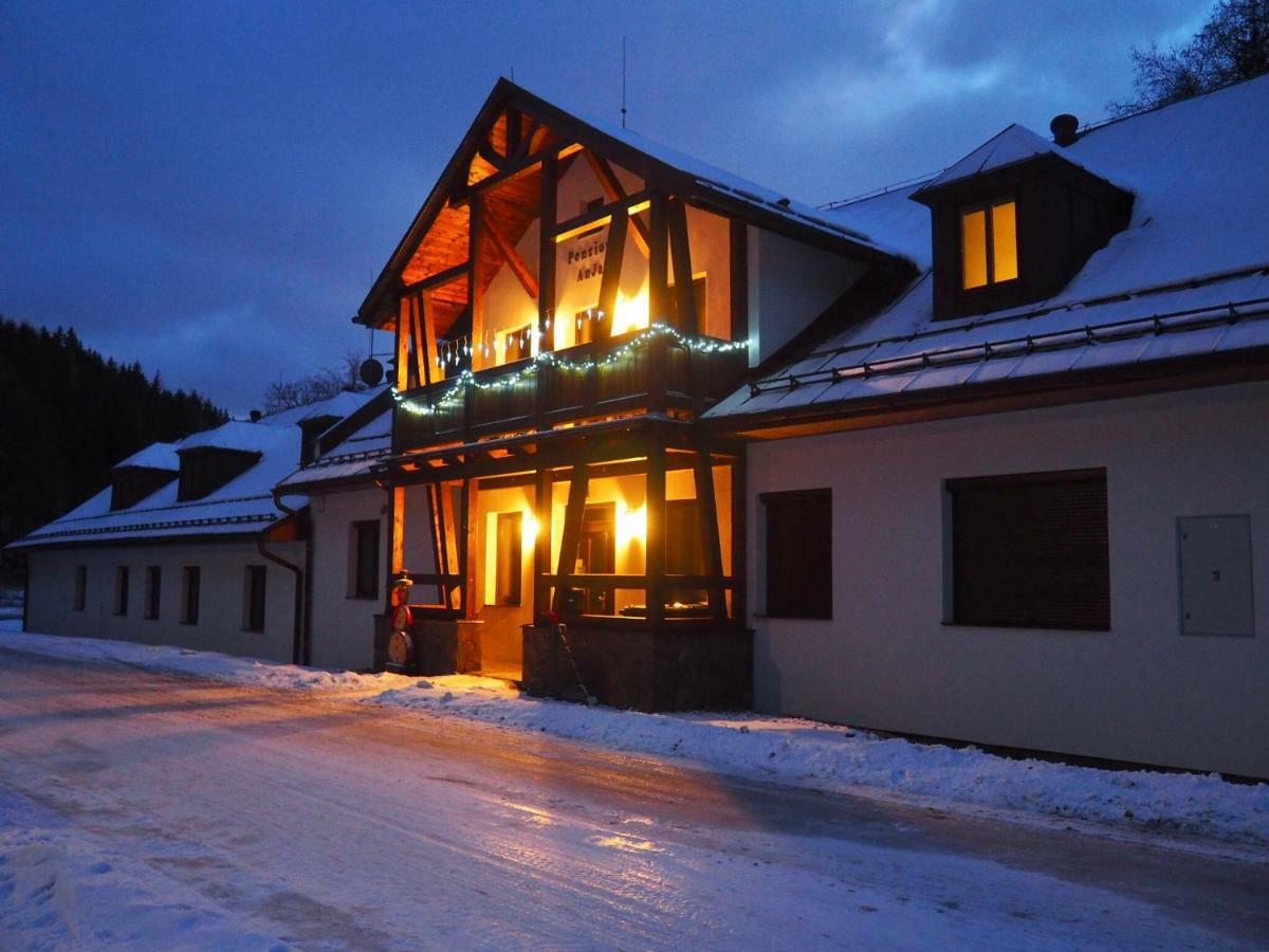 Pension Anja Andelska Hora  ภายนอก รูปภาพ